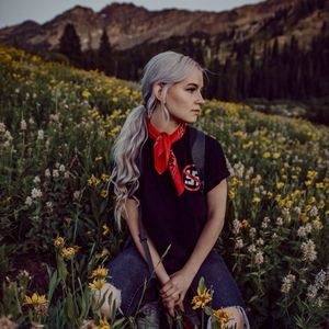 Meet your Posher, Amber rose